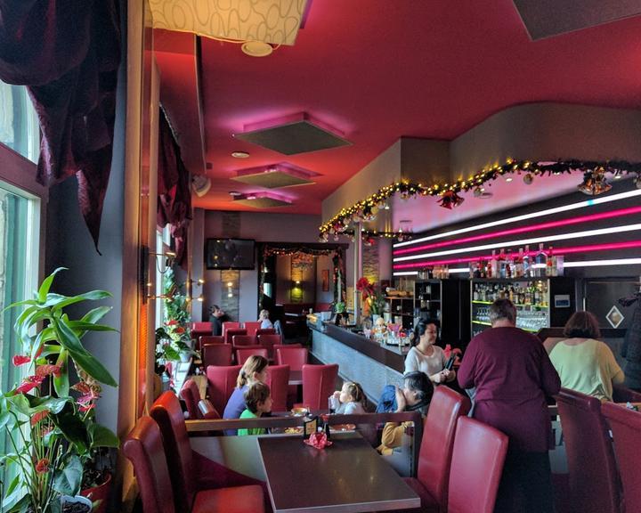 Thai A Dong Sushi Bar