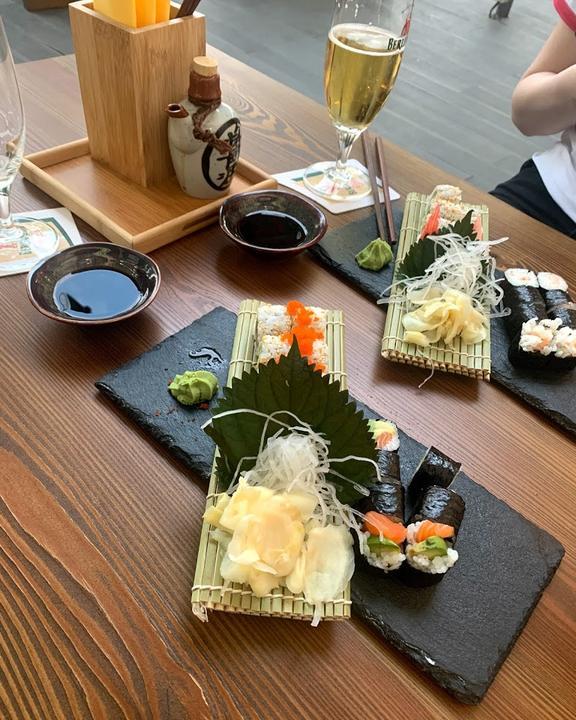 Thai A Dong Sushi Bar