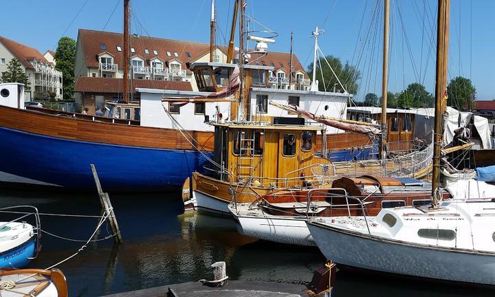 Poeler Hafen-Pavillon