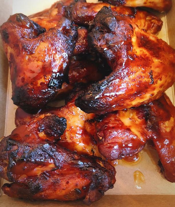 Raph's BBQ Family Diner