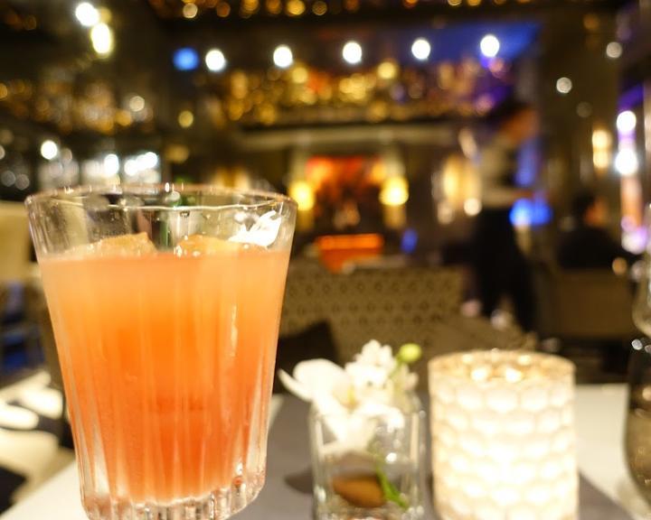 Capella Bar & Cigar Lounge