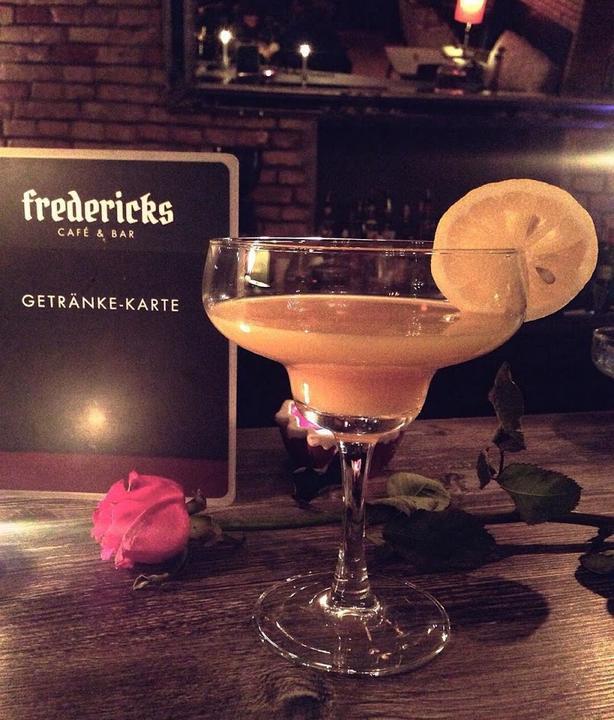 Fredericks Cafe & Bar
