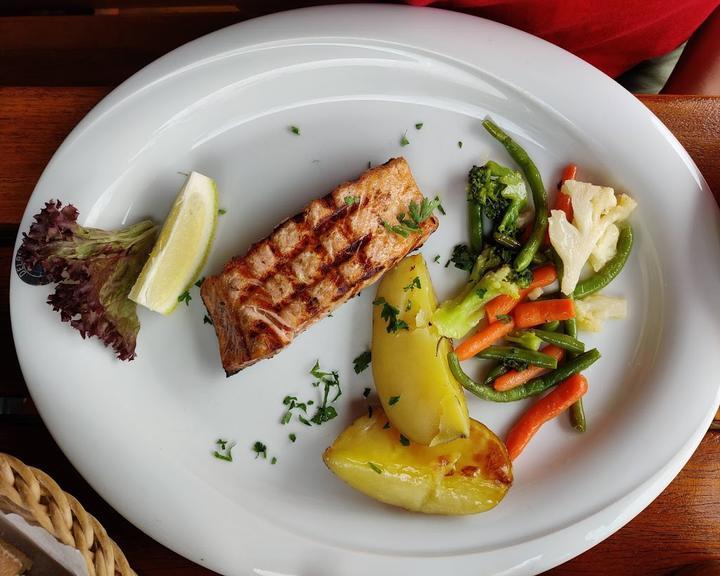Delphin Fisch & Steak