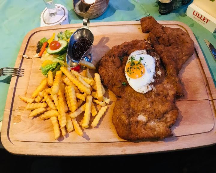 Zum Schwarzen Bar