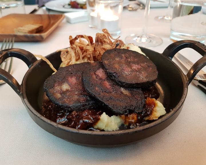 [M]eatery Bar + Restaurant Hamburg