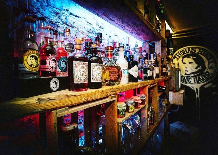 Chapmans Surf & Beach Bar