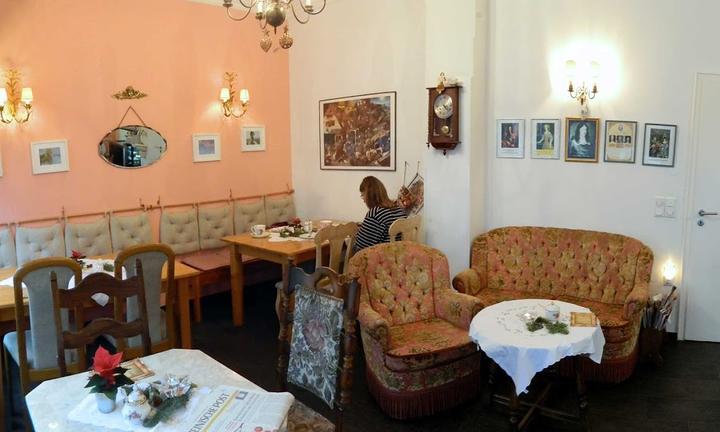 Cafe Leopold