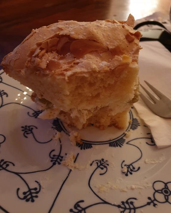 Cafe Leopold
