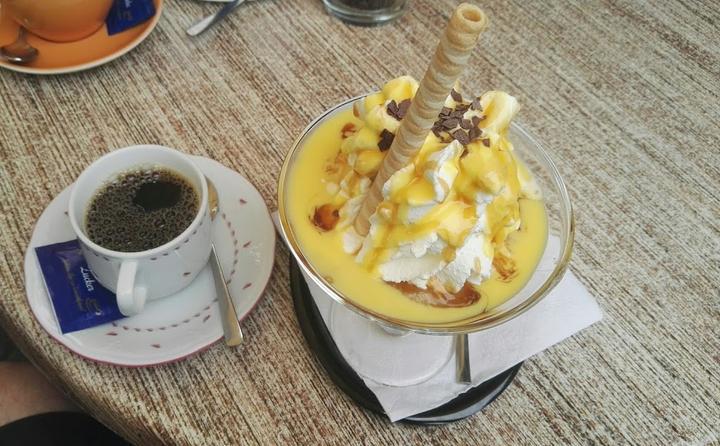 LouLou's Eiscafe & Creperie