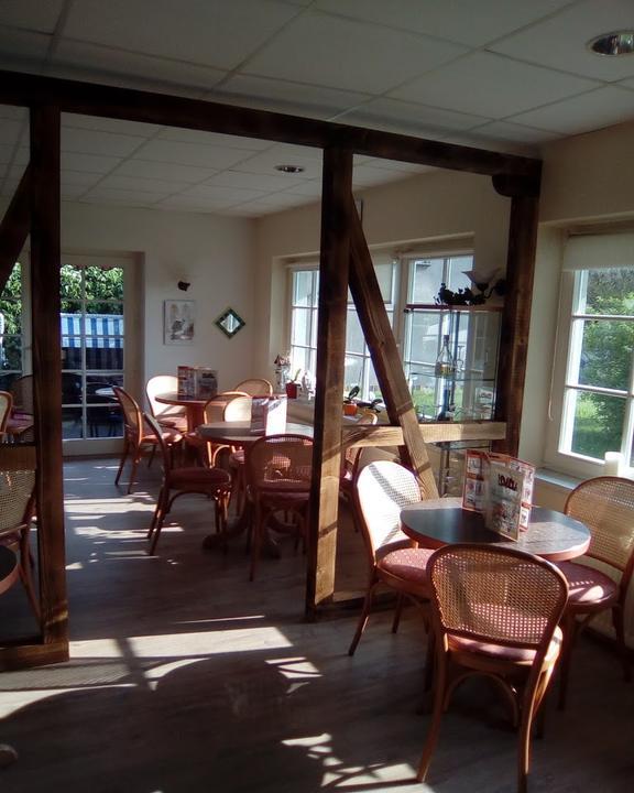 LouLou's Eiscafe & Creperie