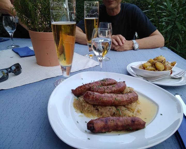 Landhaus zum Falken