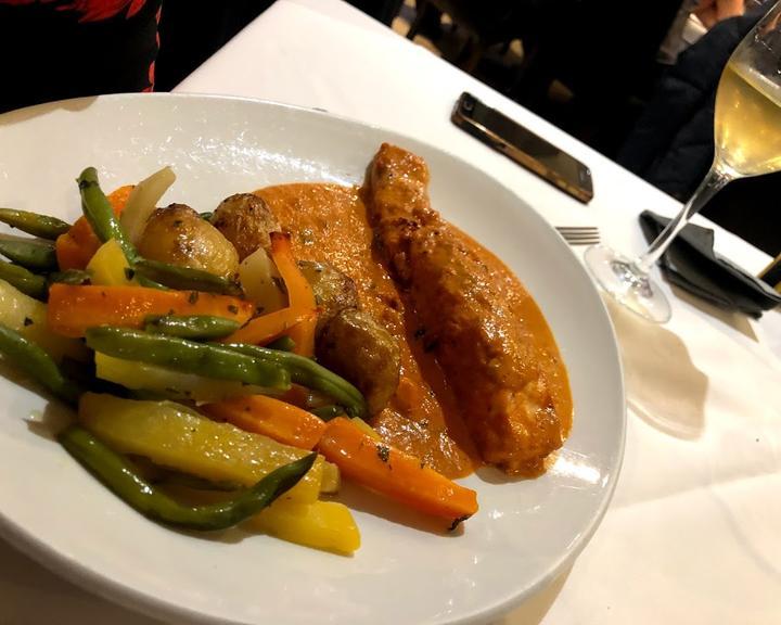 Tinos Restaurant & Bar
