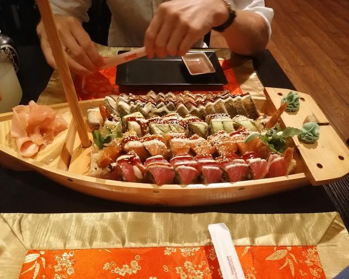 Dong Kinh Gourmet