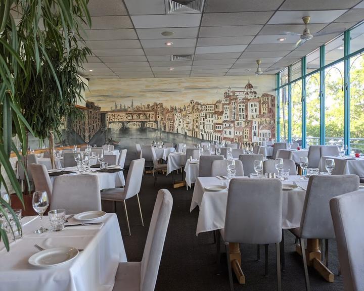 Bella Vista Restaurant & Bistro