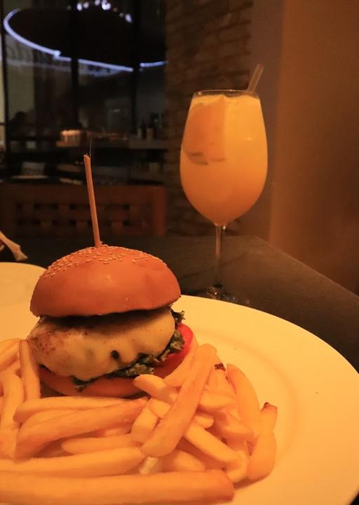 Parrillada Steak & Burger