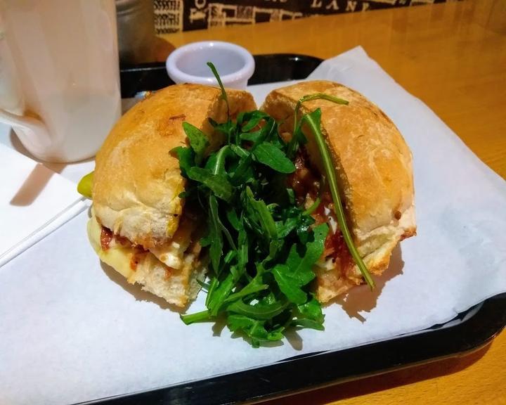 147 Deli & Wine