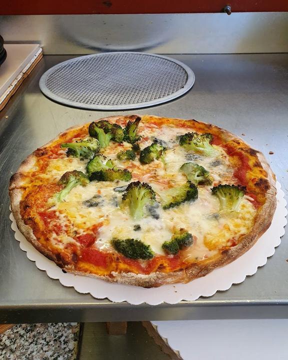 Charly Brown Pizzeria