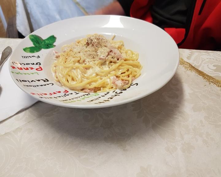 Charly Brown Pizzeria