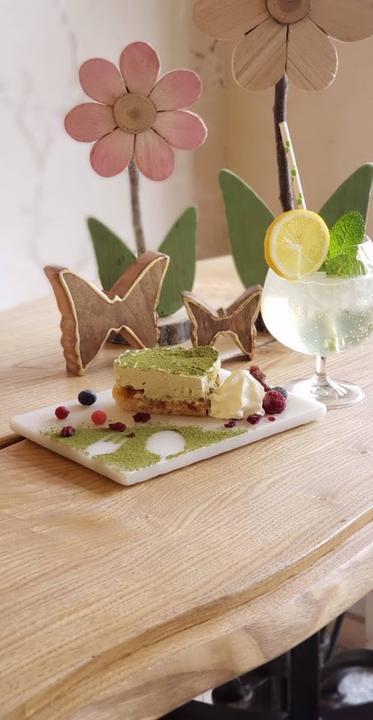 SAKURA Sushi Cafe