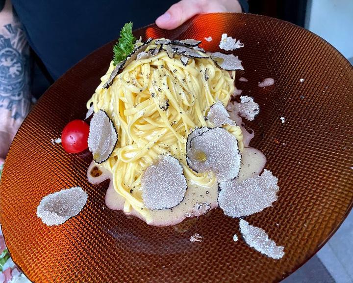 Restaurant La Lucania