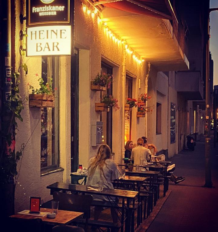 Heine Bar