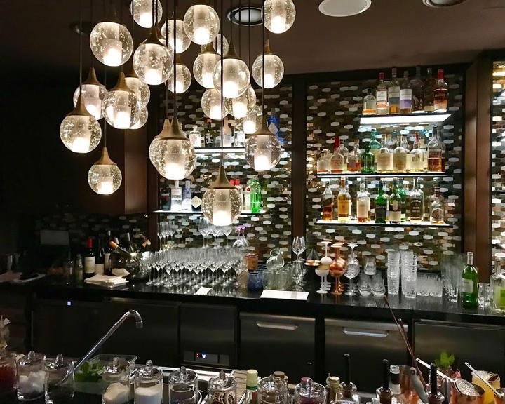 Legends Bar