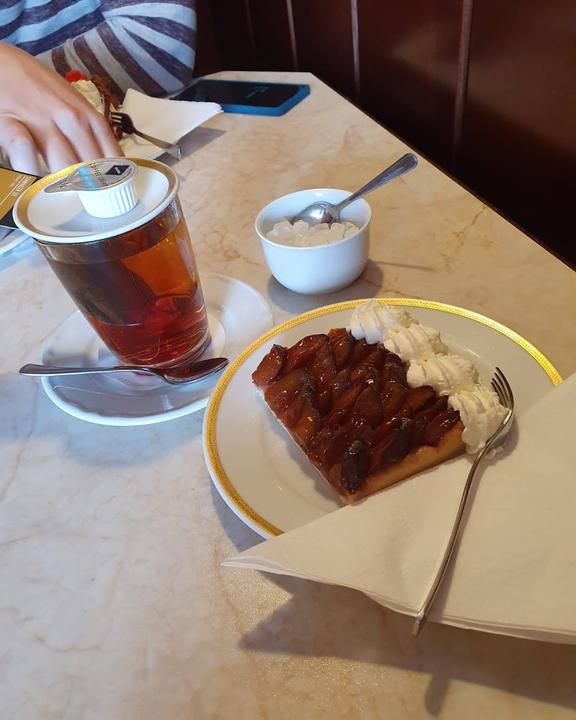 Café Leuchtbecher
