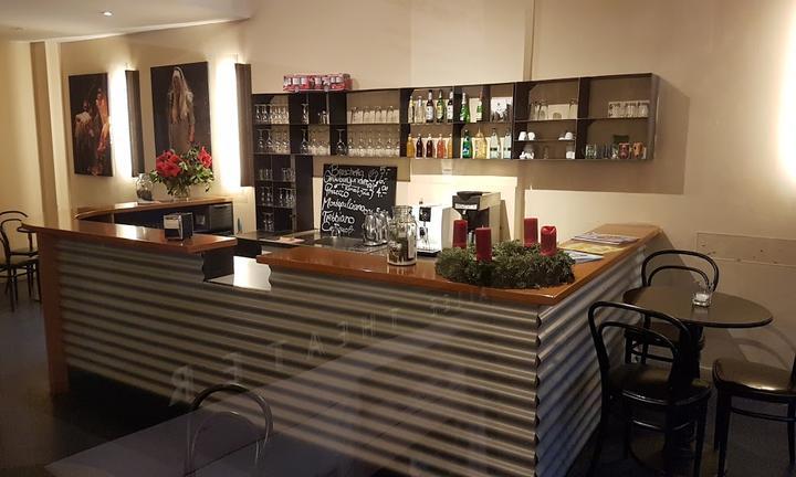 Bistro Foyer
