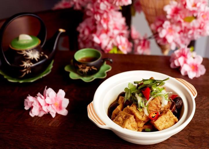 Hoa Sen Restaurant