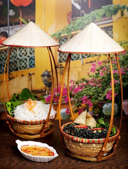 Hoa Sen Restaurant