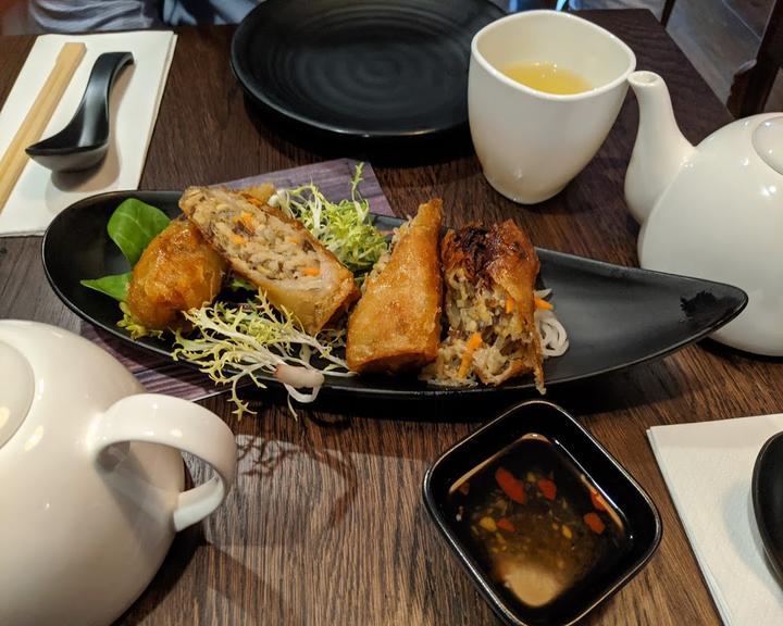Hoa Sen Restaurant