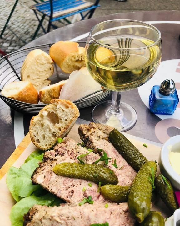 Pas Normal Café Bistrot