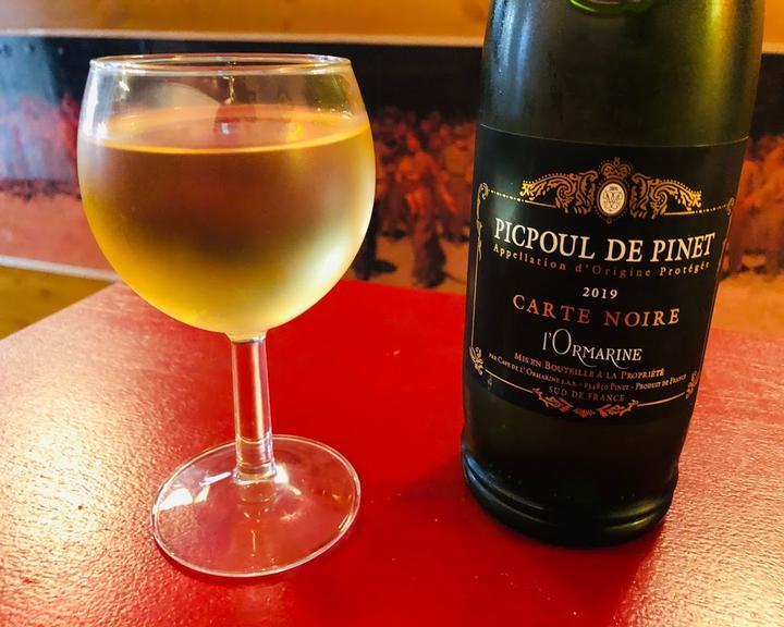 Pas Normal Café Bistrot