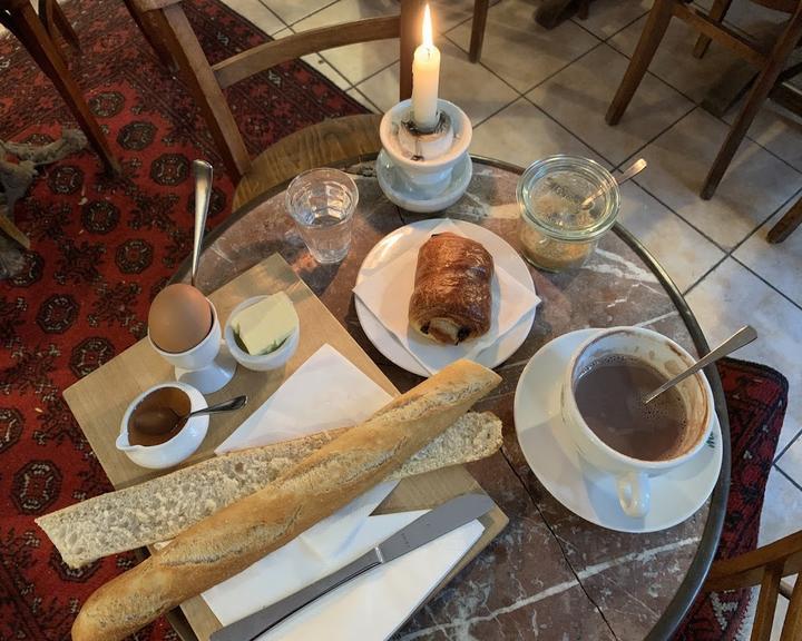 Pas Normal Café Bistrot
