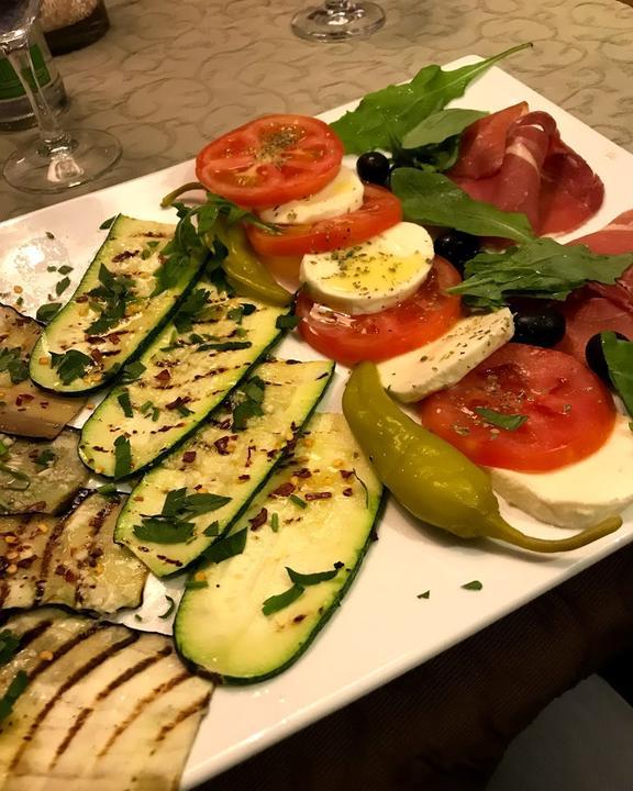 Pizzeria Ferraro's
