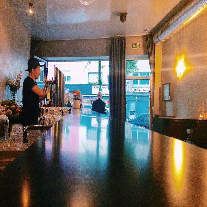Bar Zwei