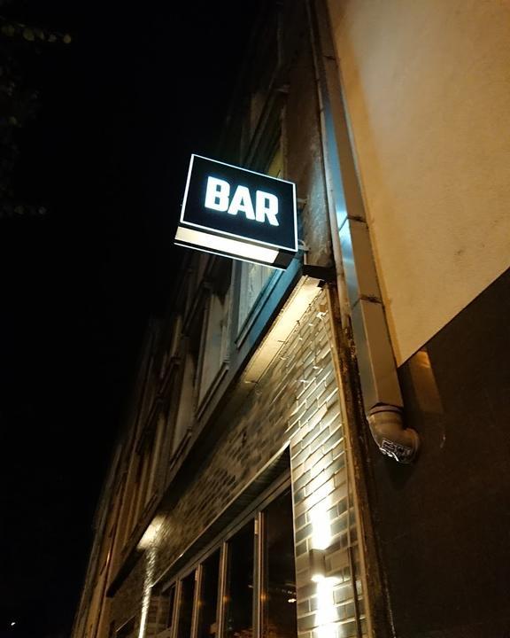Bar Zwei