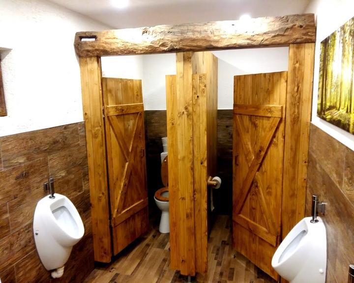 Wirtshaus Wildpark-Alm