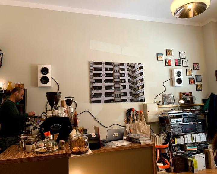 Maoz Vinyl & Kaffee