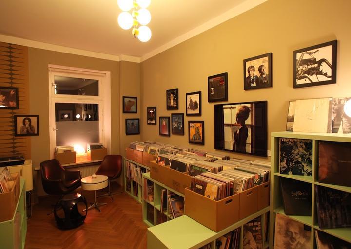 Maoz Vinyl & Kaffee