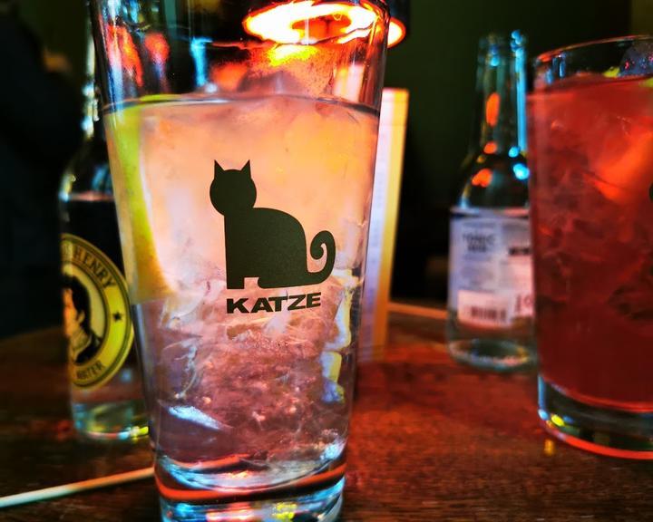 Katze