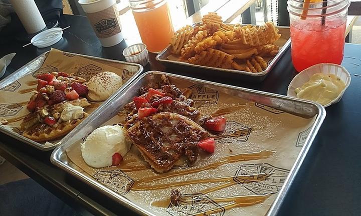 Waffle & Friends