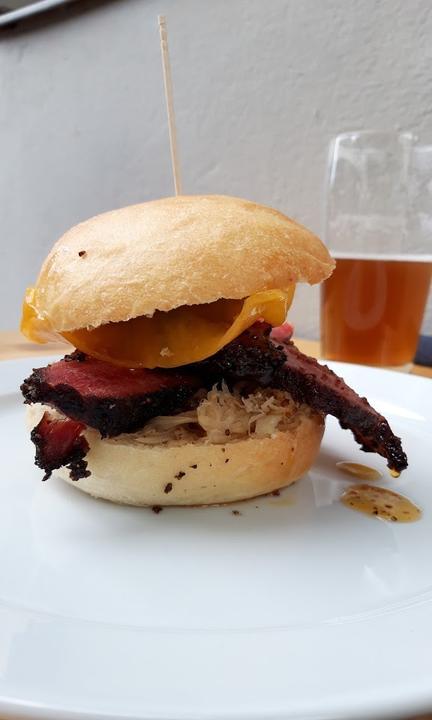 Lino's Barbecue