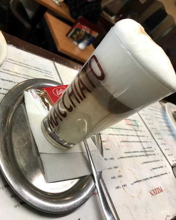Pizzeria Eiscafe Cortina