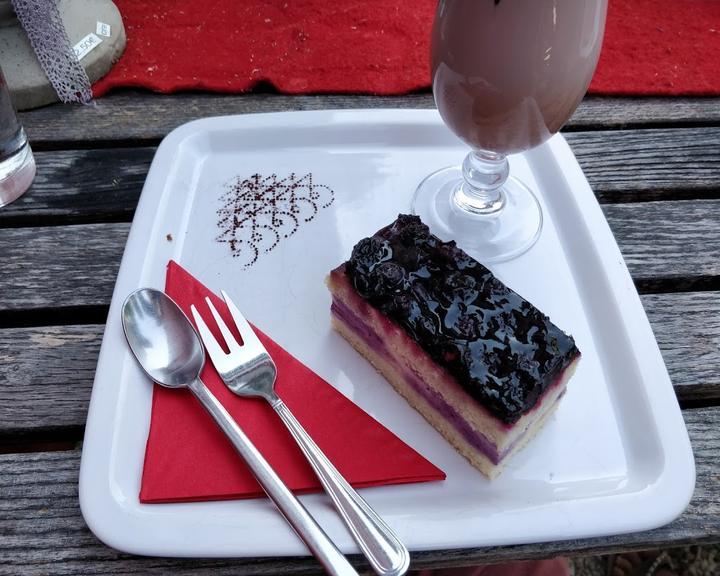 Atelier Café Sembzin