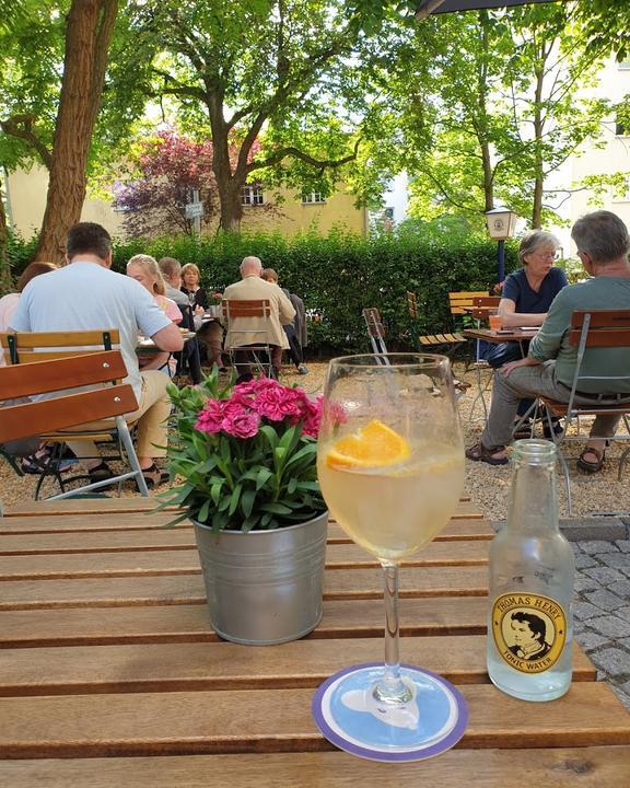 Café Frau Maus