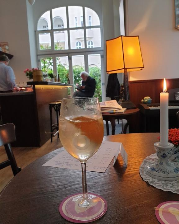 Café Frau Maus