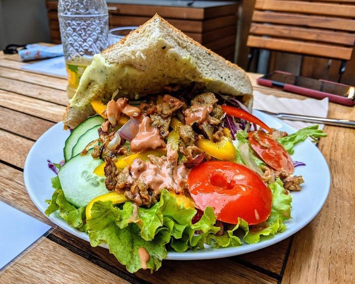 Muellers Café - Bistro - Kneipe