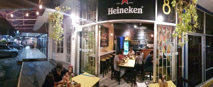 El Local