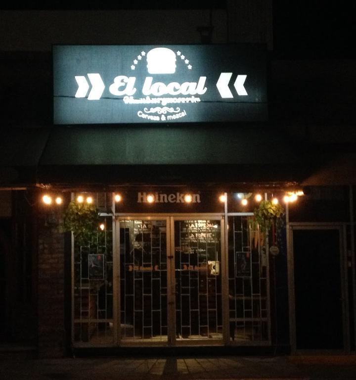 El Local
